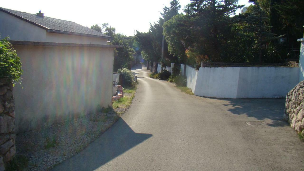 Apartments Zuanovic Karlobag Luaran gambar