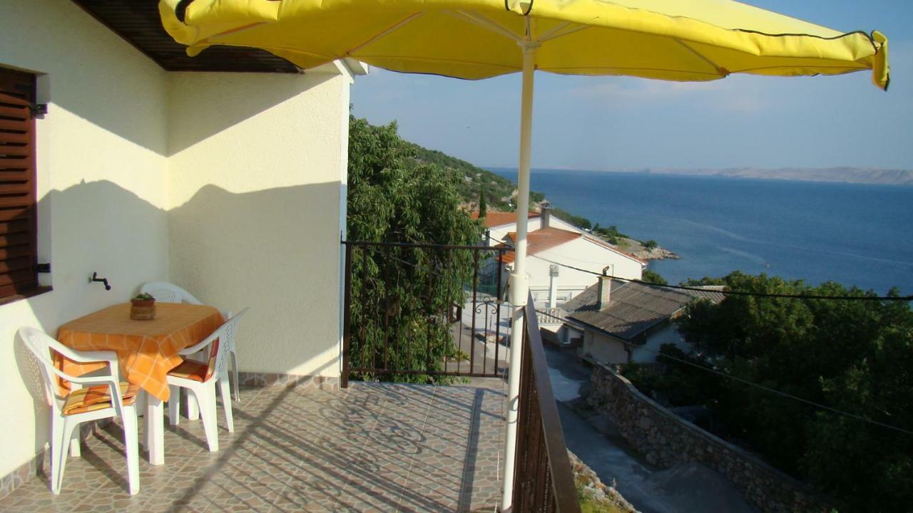 Apartments Zuanovic Karlobag Luaran gambar